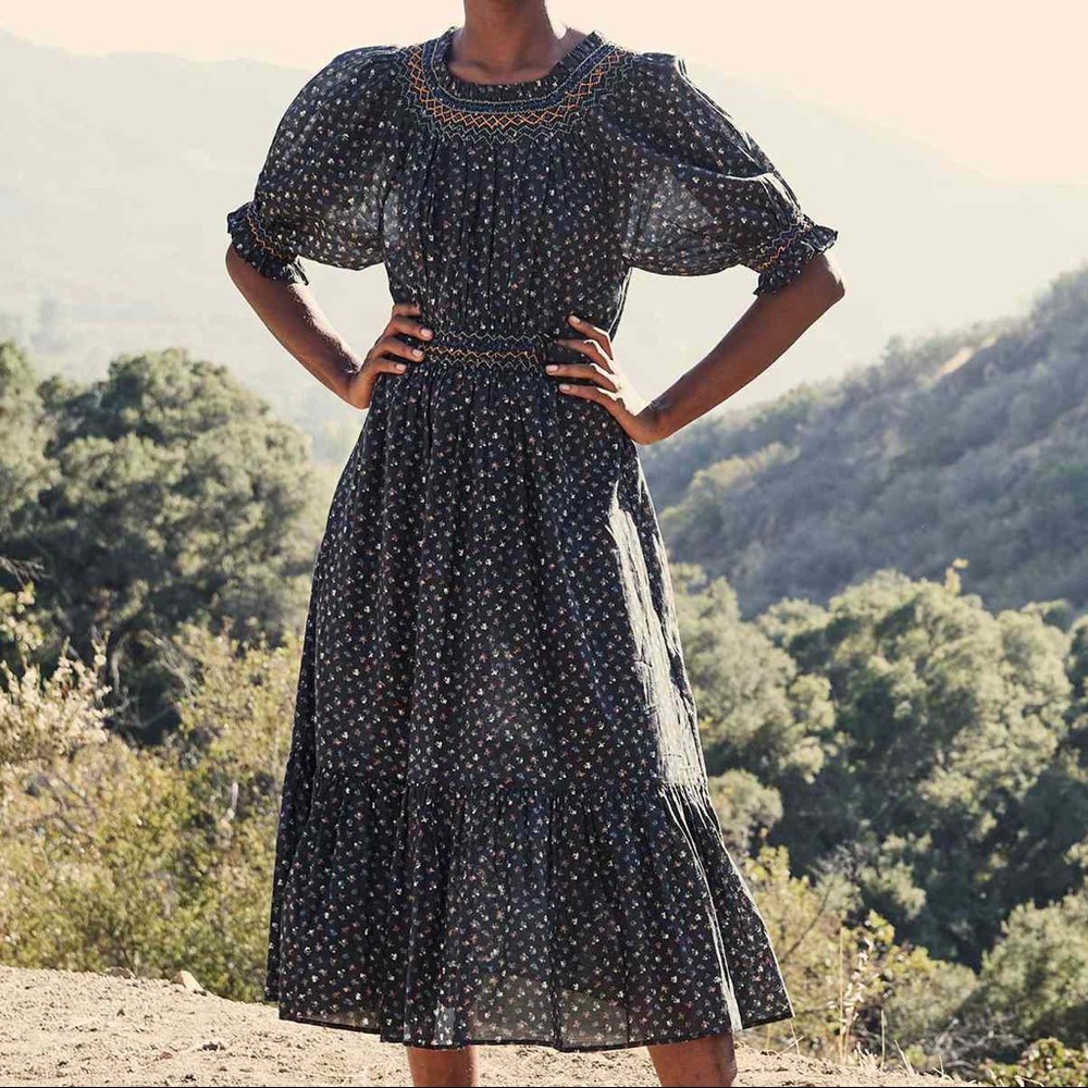 Doen Isidore dress in black parc monceau